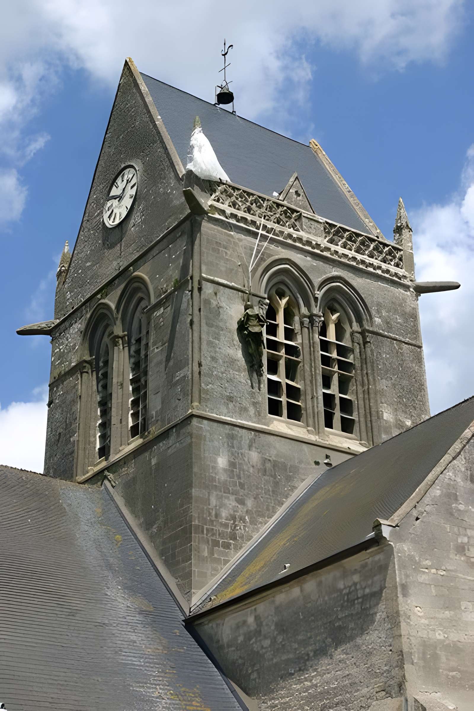 Église Notre-Dame-de-l'Assomption de Sainte-Mère-Église