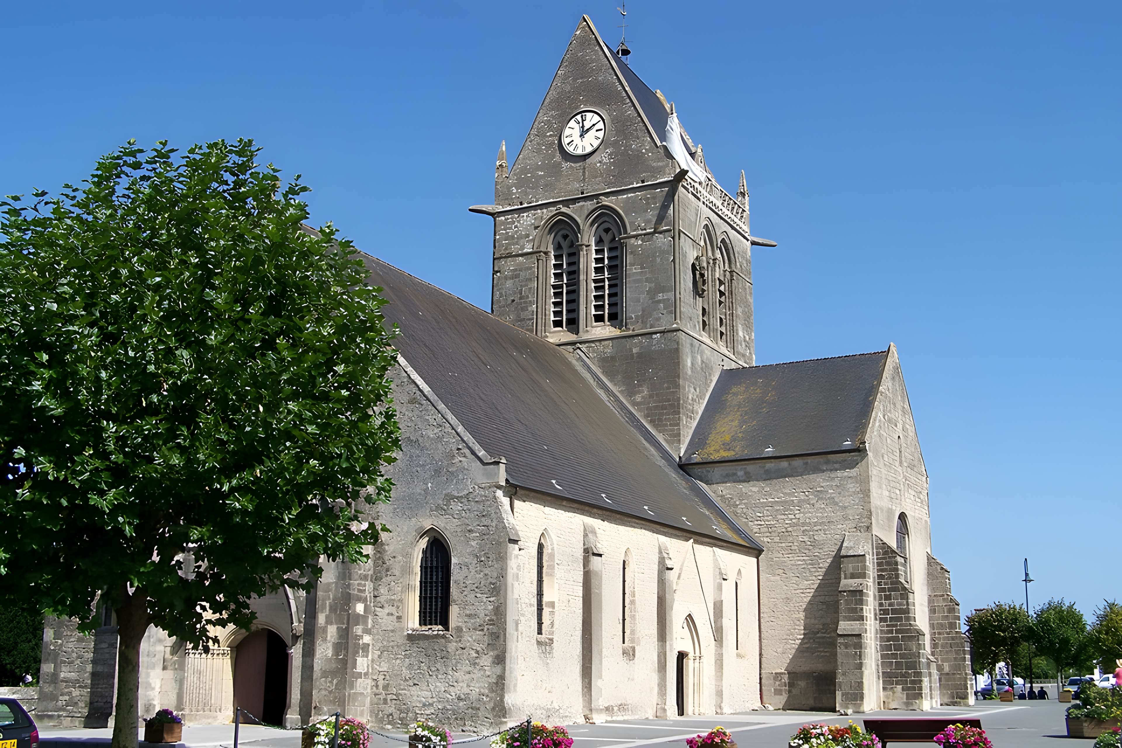 Église Notre-Dame-de-l'Assomption de Sainte-Mère-Église