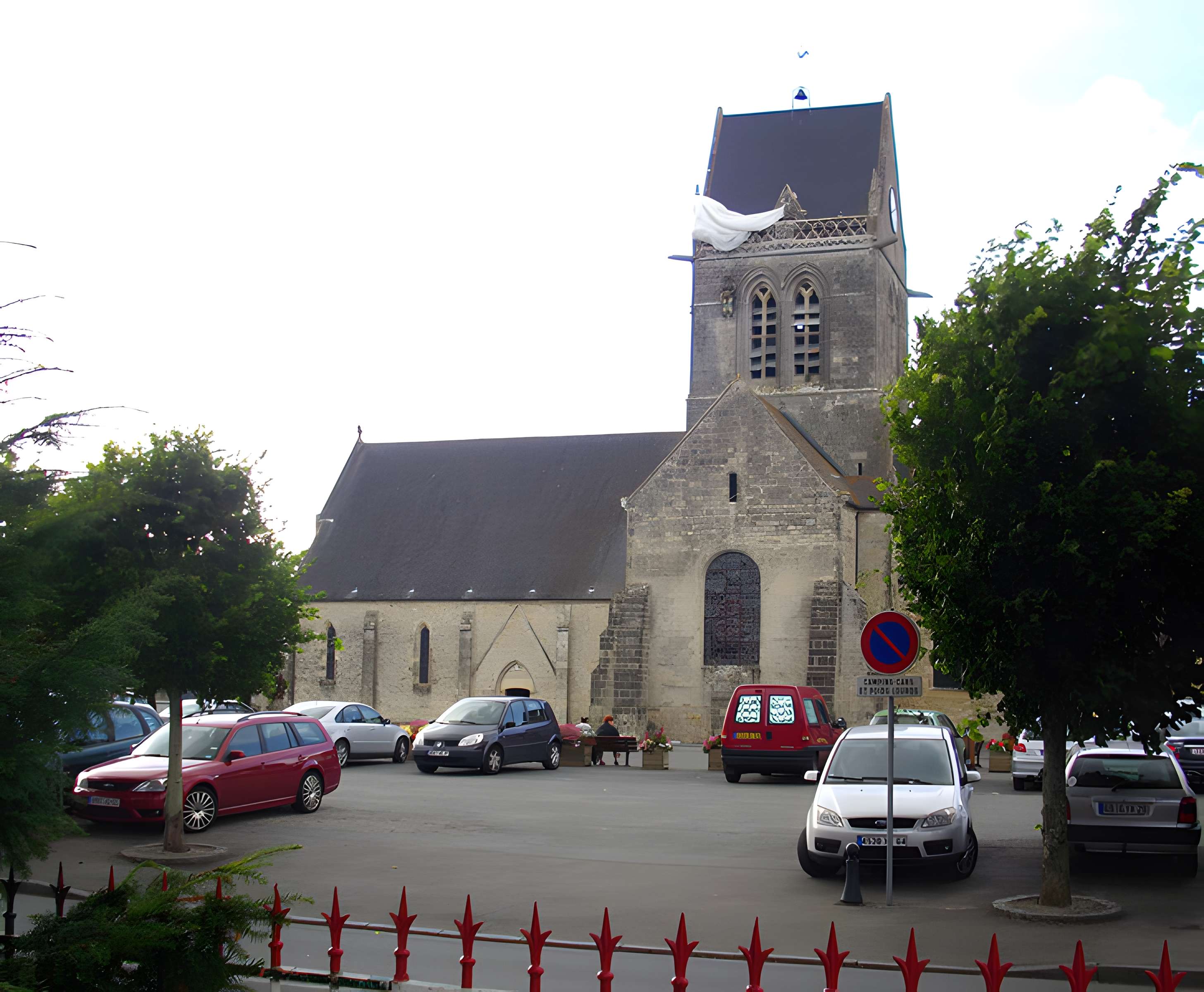 Église Notre-Dame-de-l'Assomption de Sainte-Mère-Église