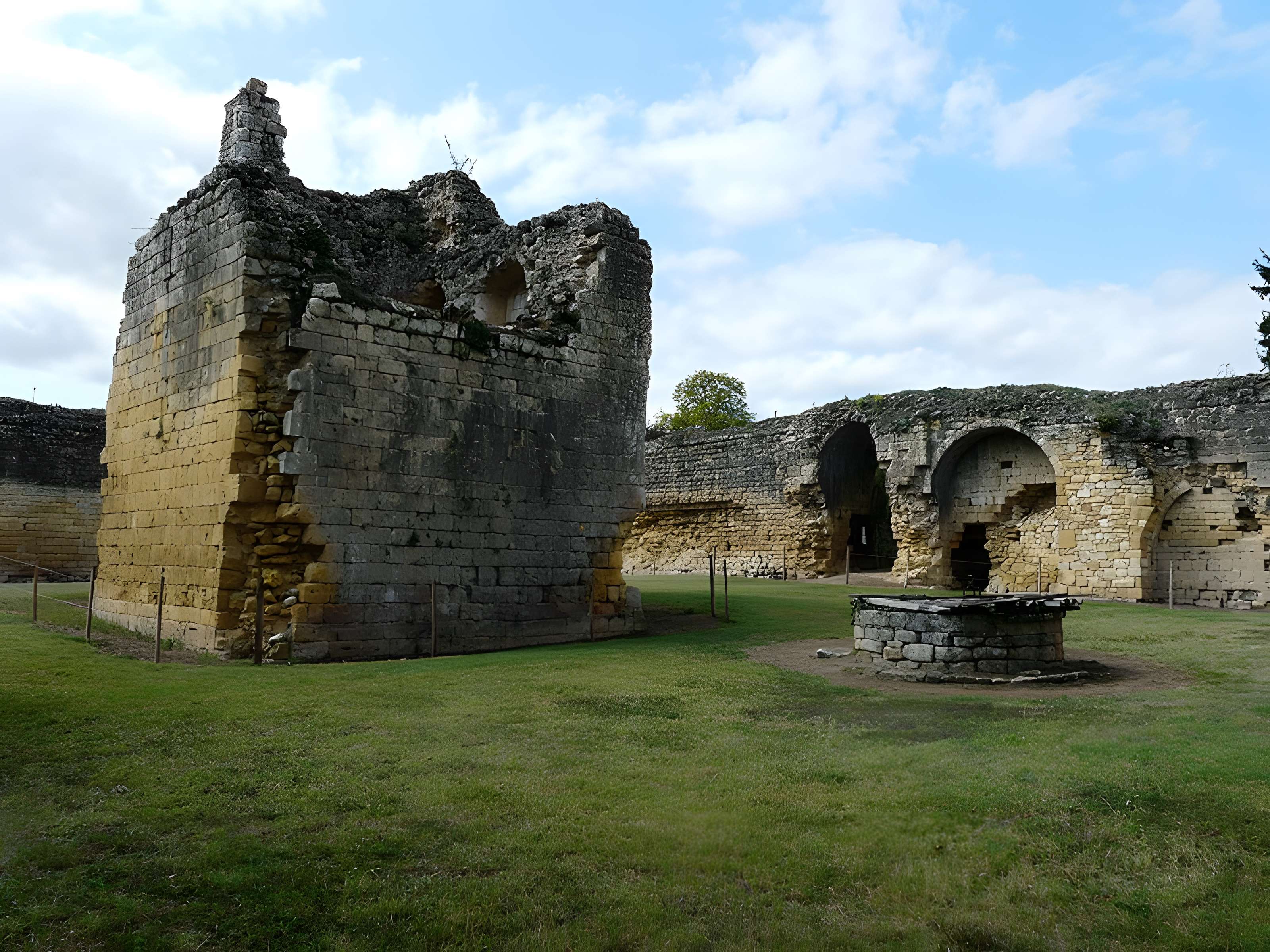 Château fort de Molières