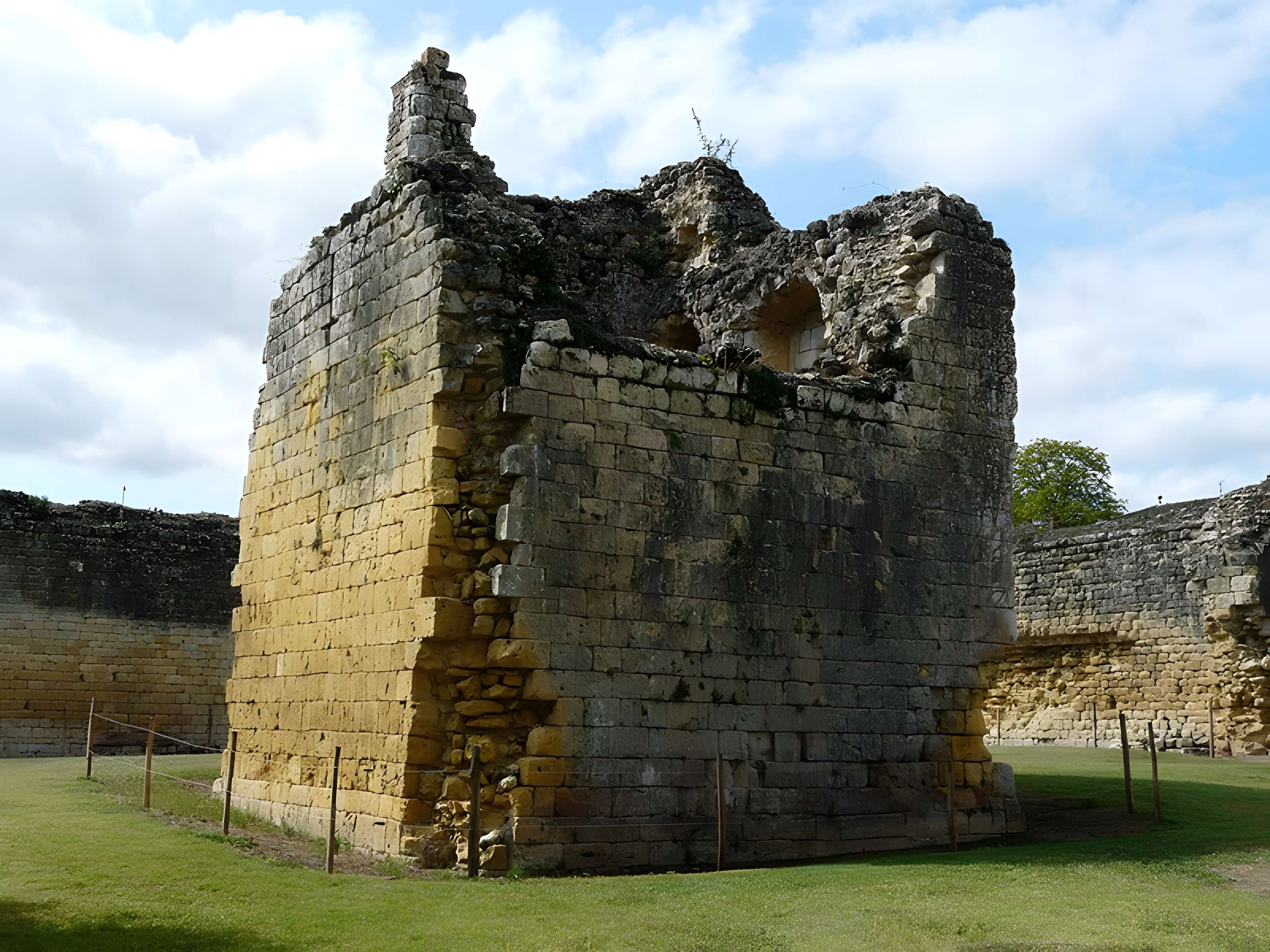 Château fort de Molières