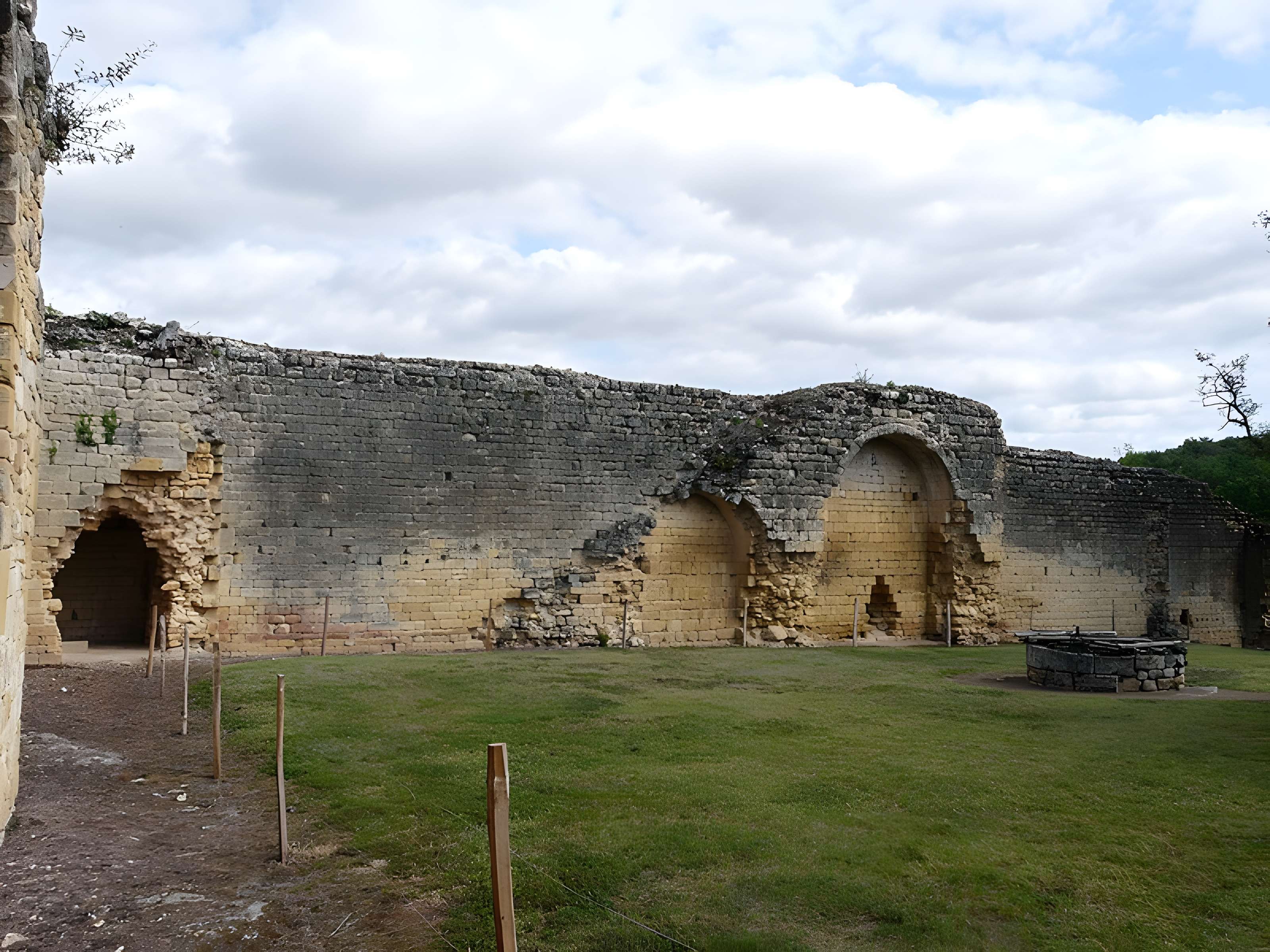 Château fort de Molières