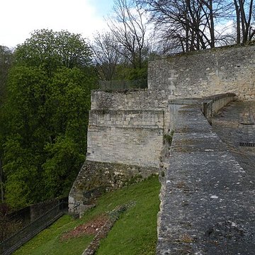 Château Saint-Aubin de Crépy-en-Valois