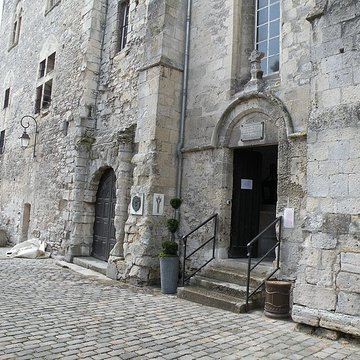Château Saint-Aubin de Crépy-en-Valois