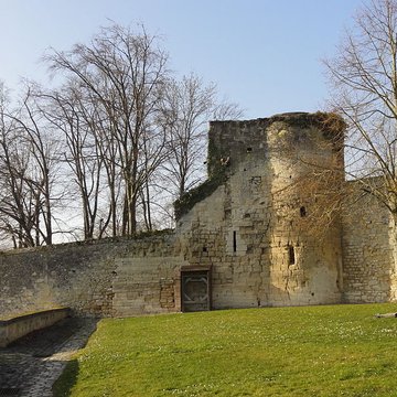 Château Saint-Aubin de Crépy-en-Valois