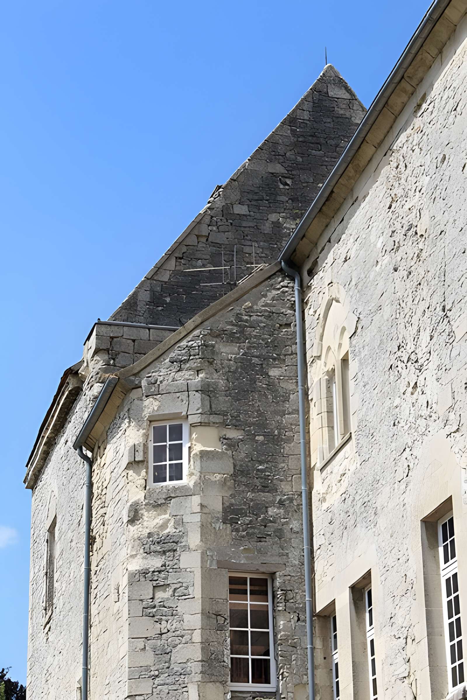 Château Saint-Aubin de Crépy-en-Valois