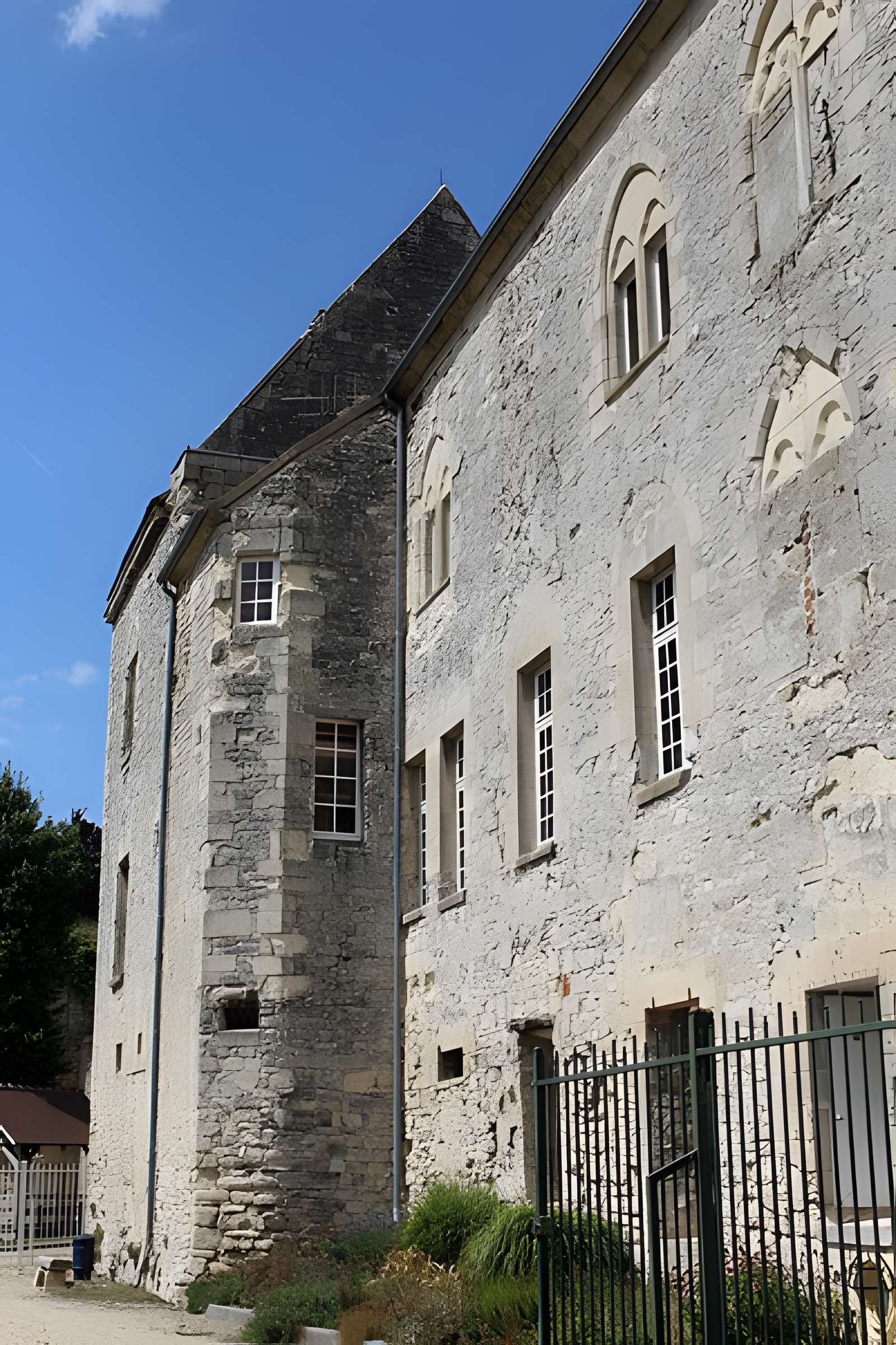 Château Saint-Aubin de Crépy-en-Valois