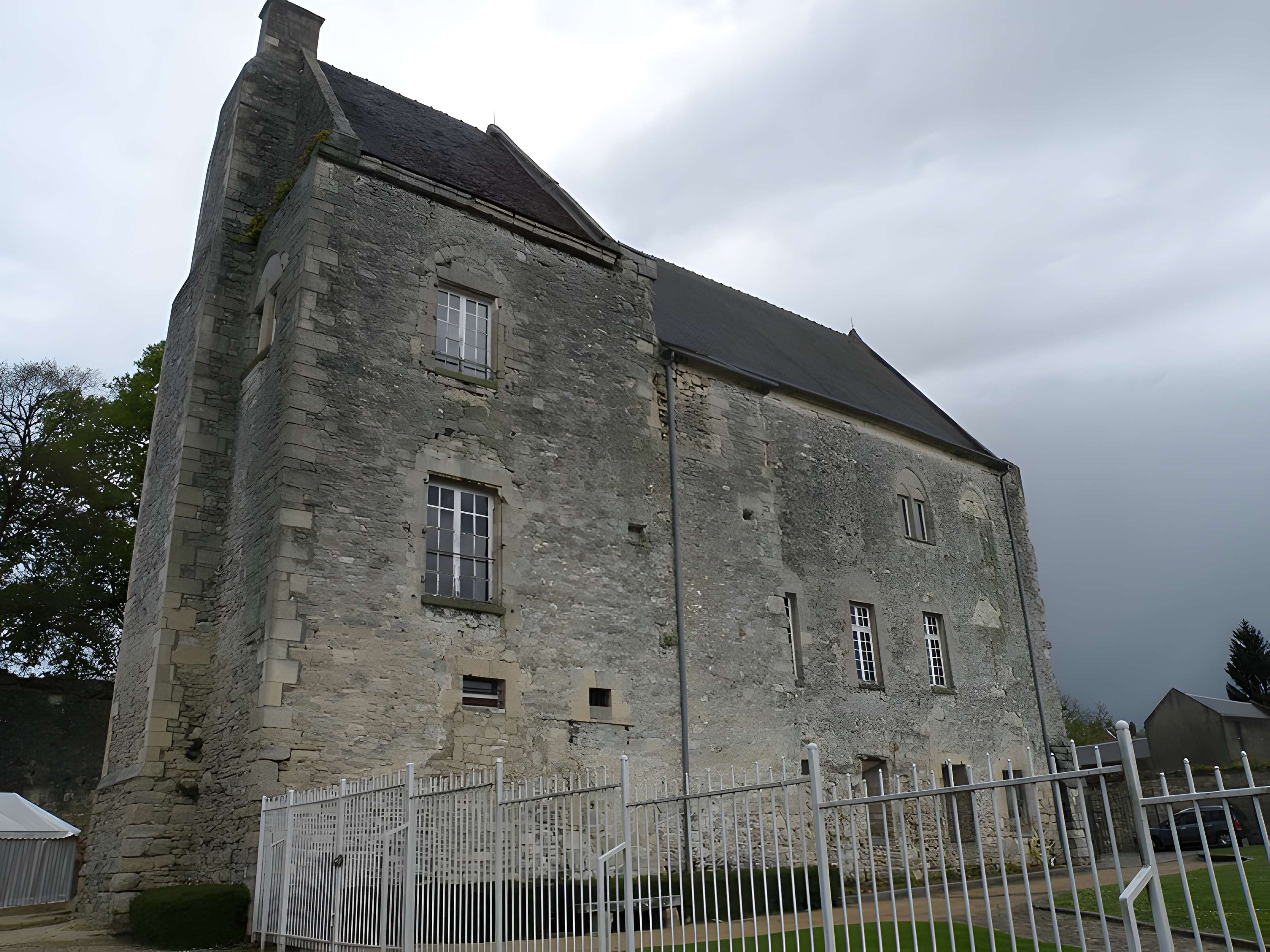 Château Saint-Aubin de Crépy-en-Valois