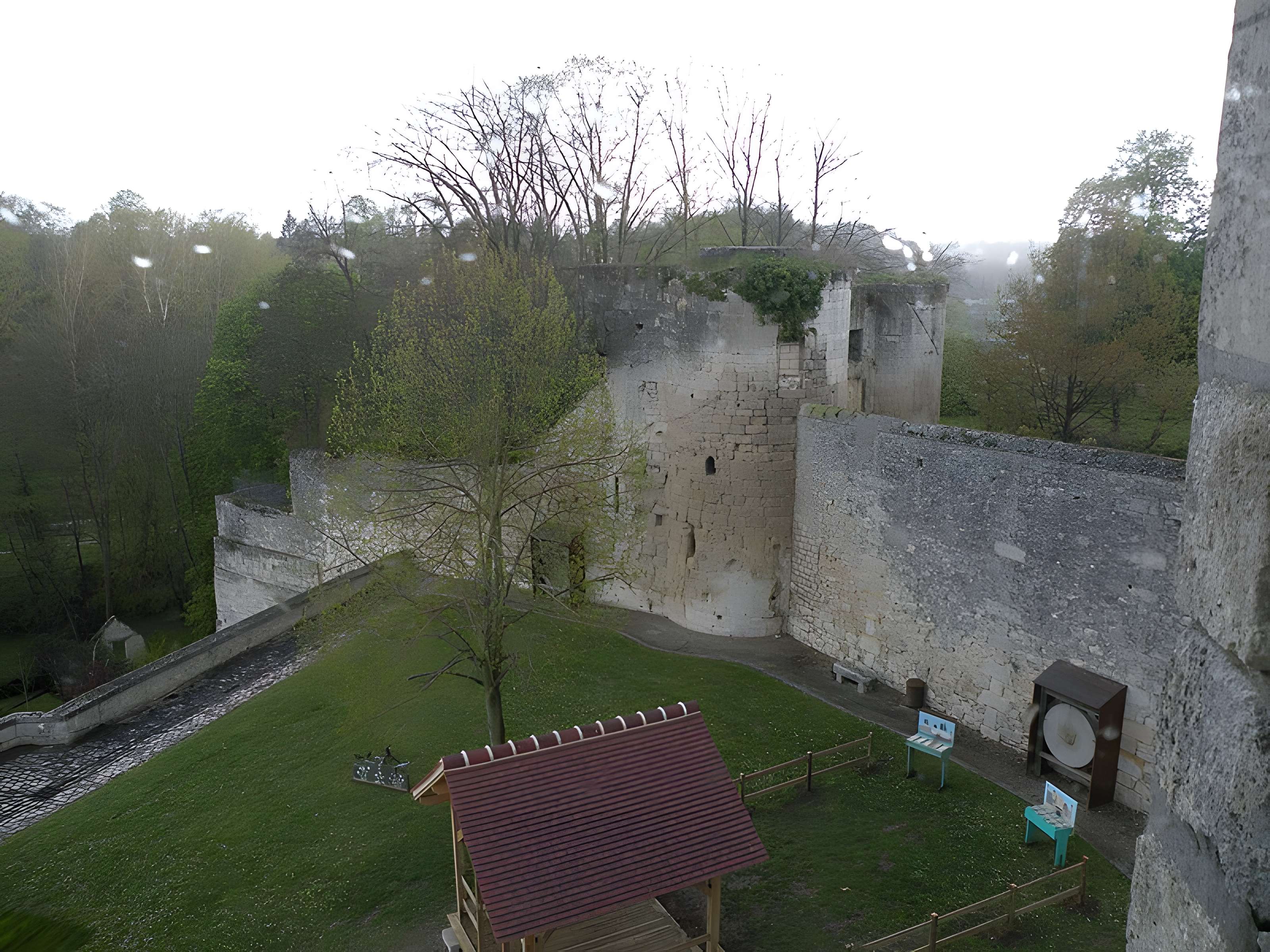 Château Saint-Aubin de Crépy-en-Valois