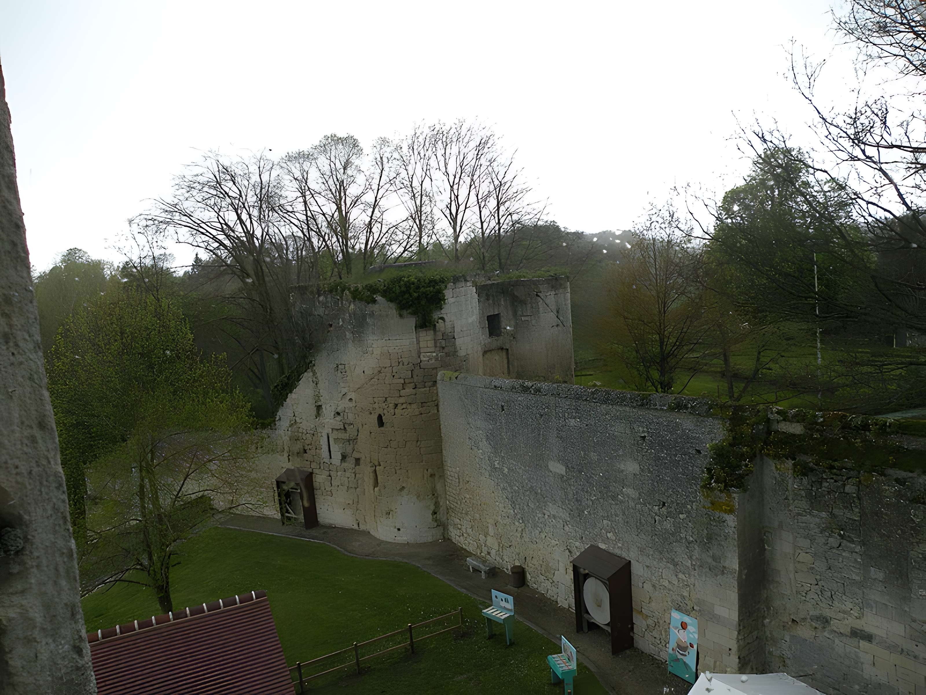 Château Saint-Aubin de Crépy-en-Valois