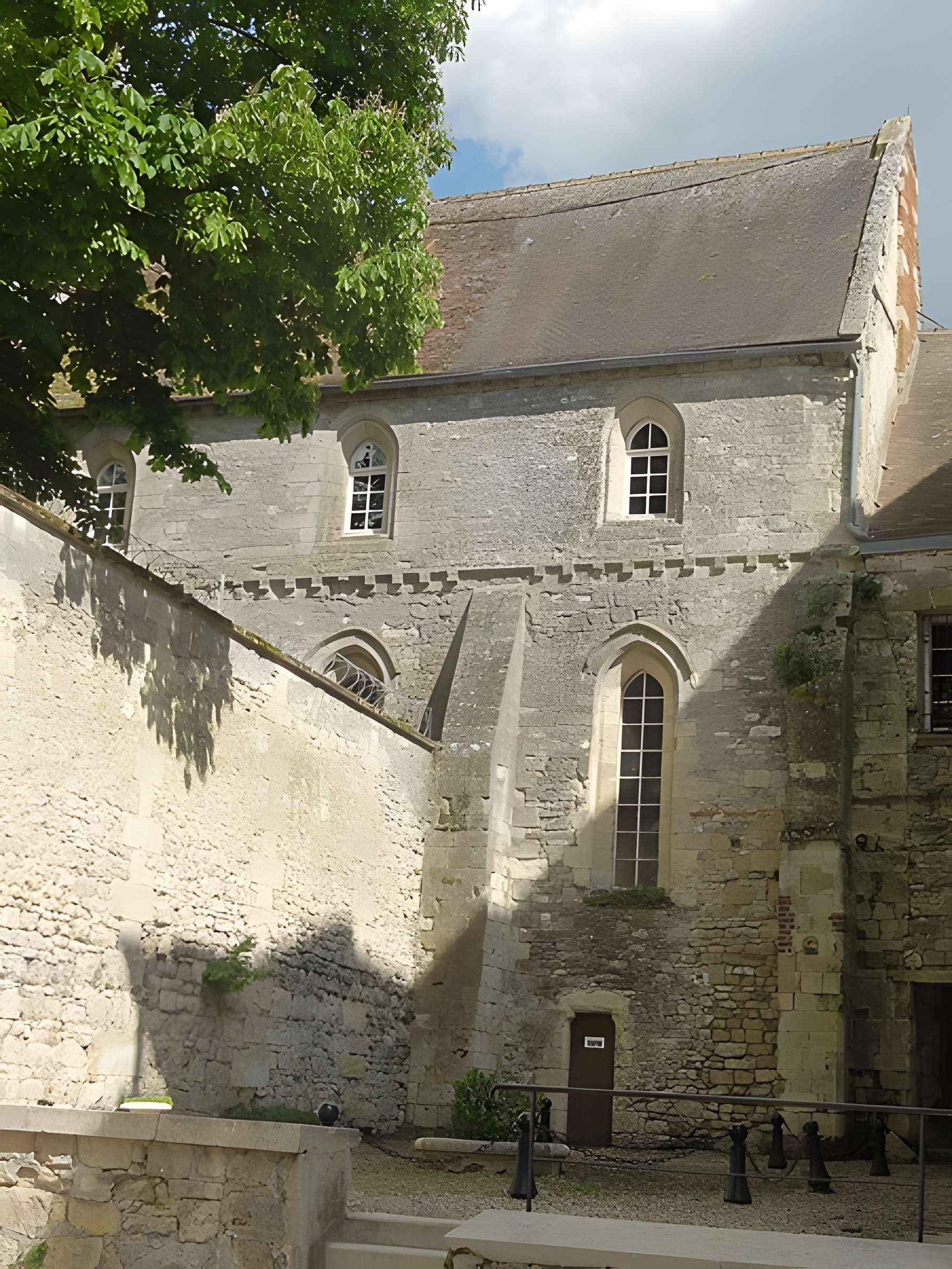Château Saint-Aubin de Crépy-en-Valois