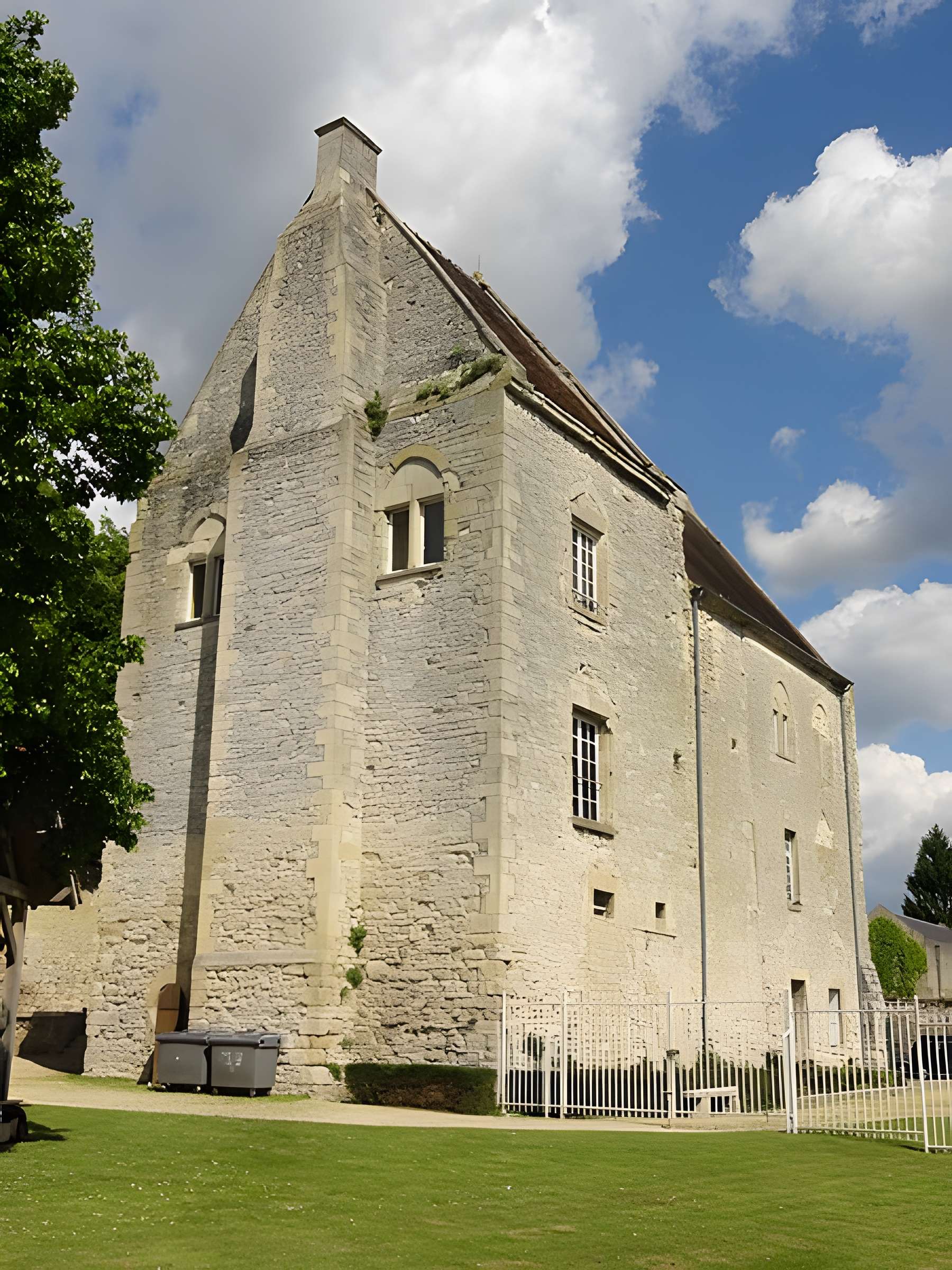 Château Saint-Aubin de Crépy-en-Valois