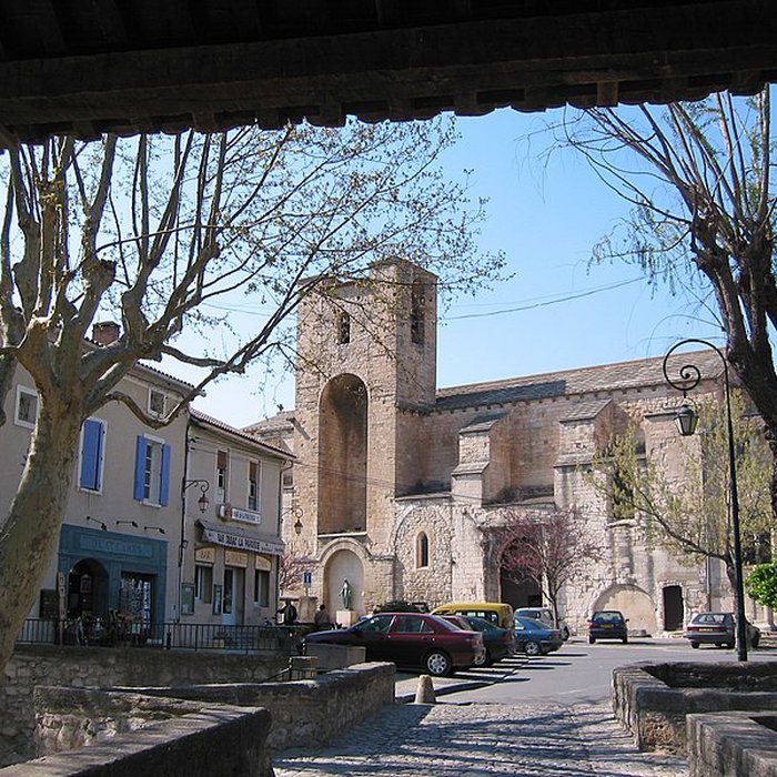 Photo de Église Notre-Dame-de-Nazareth de Pernes-les-Fontaines
