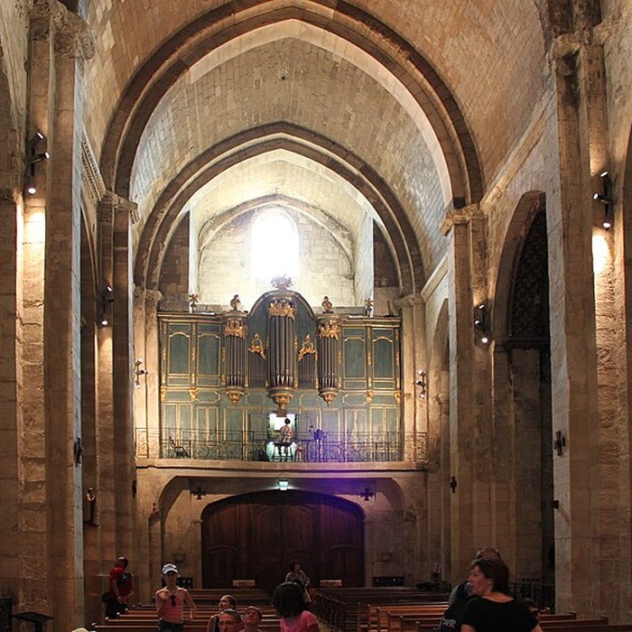 Photo de Église Notre-Dame-de-Nazareth de Pernes-les-Fontaines