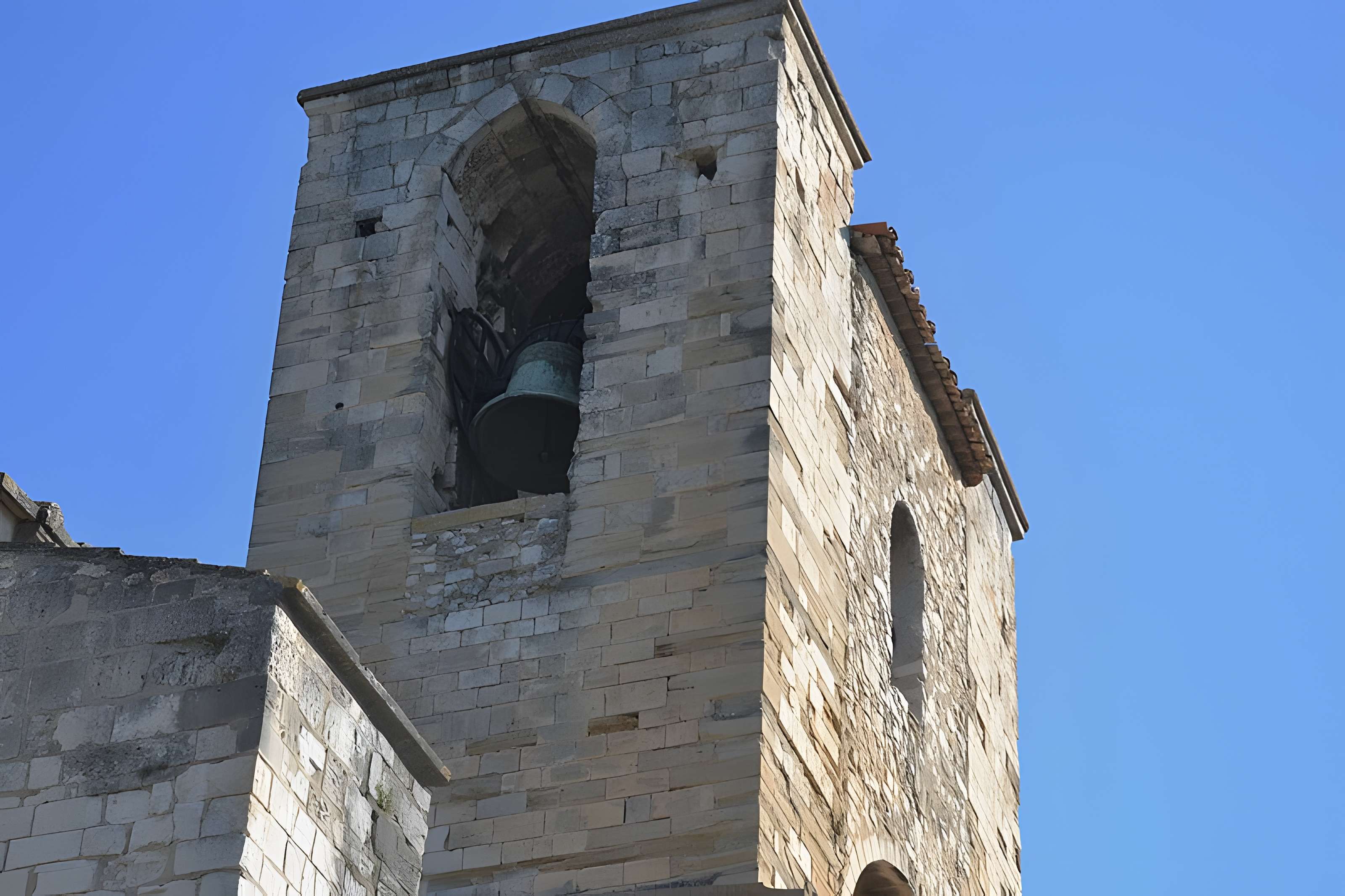 Église Notre-Dame-de-Nazareth de Pernes-les-Fontaines 