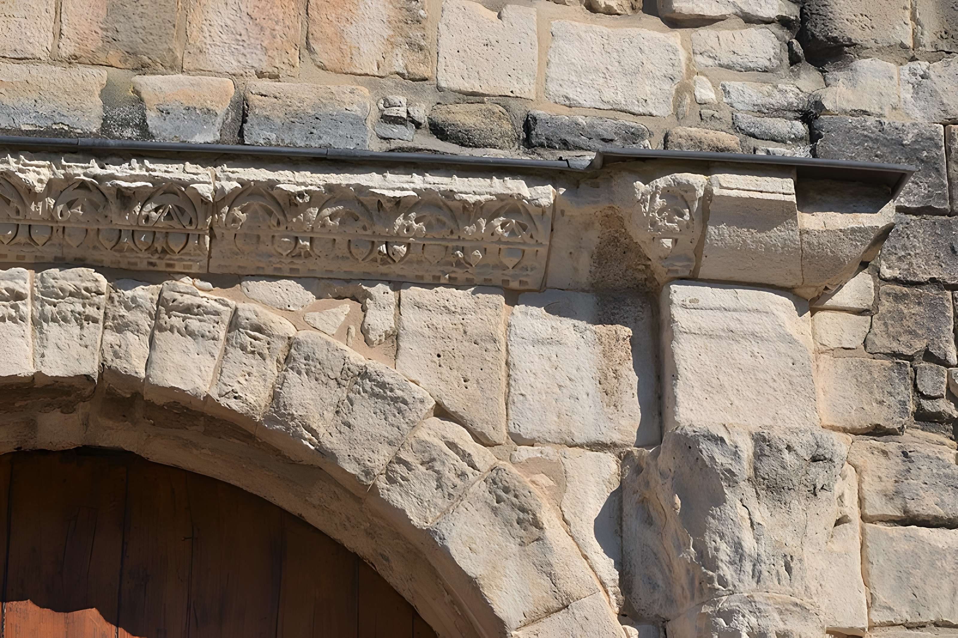 Église Notre-Dame-de-Nazareth de Pernes-les-Fontaines 