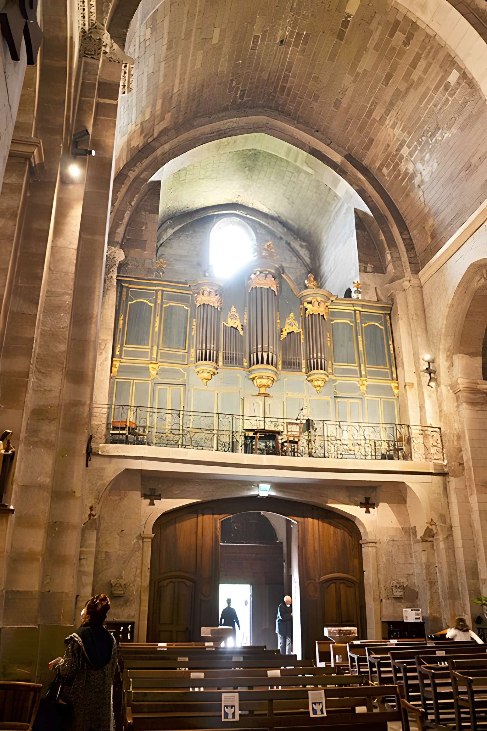 Église Notre-Dame-de-Nazareth de Pernes-les-Fontaines 