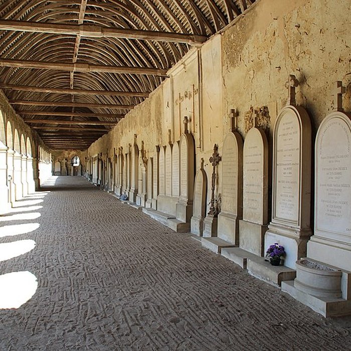 Photo de Cimetière de Montfort-lAmaury