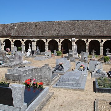 Cimetière de Montfort-lAmaury