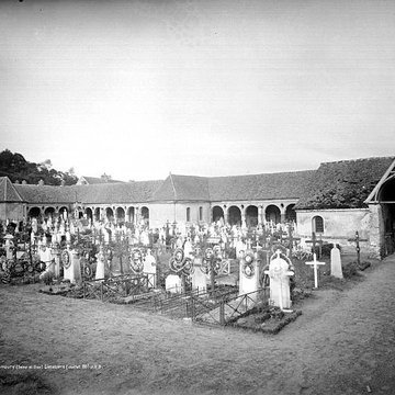 Cimetière de Montfort-lAmaury