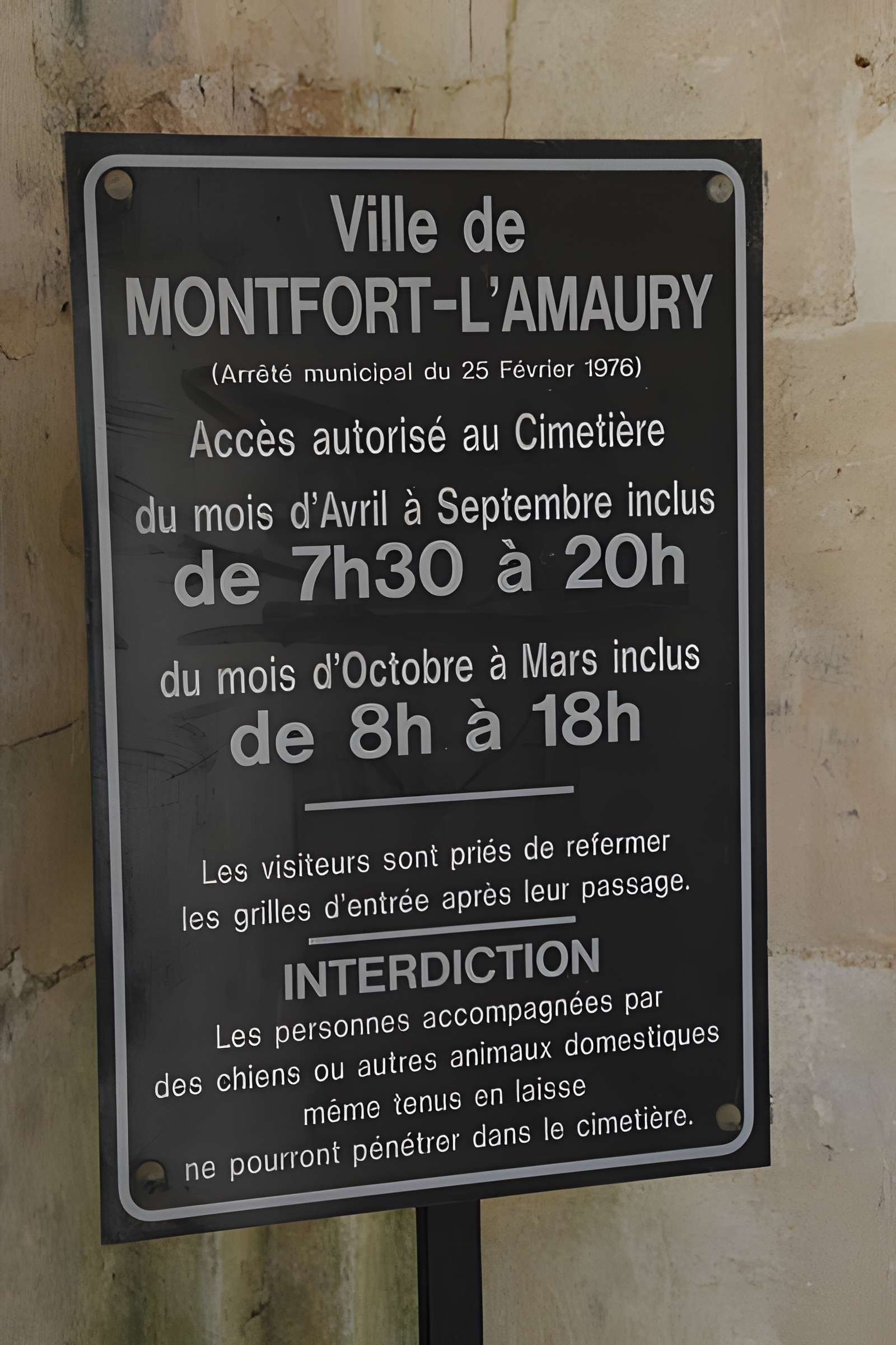 Cimetière de Montfort-l'Amaury