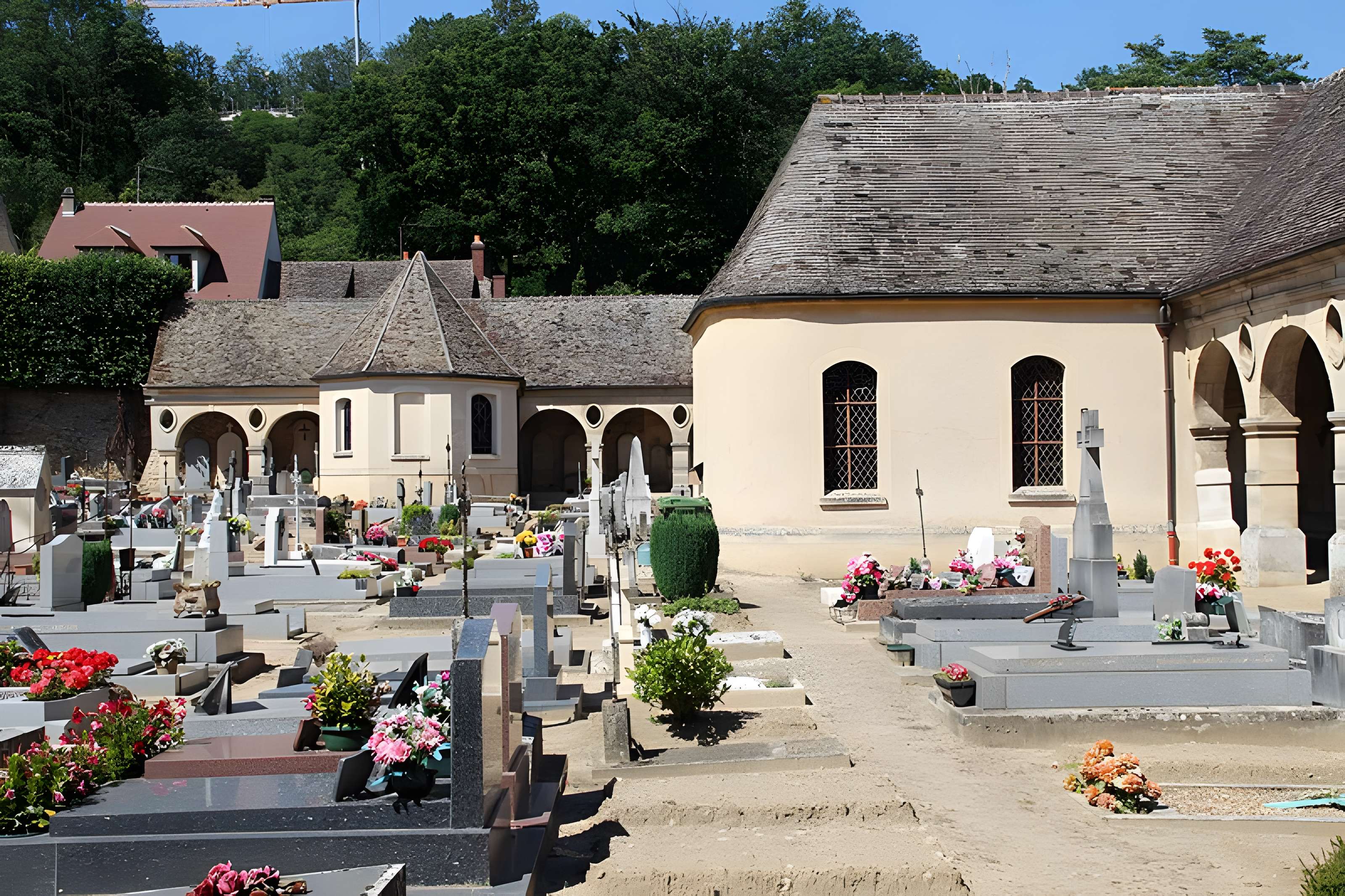 Cimetière de Montfort-l'Amaury