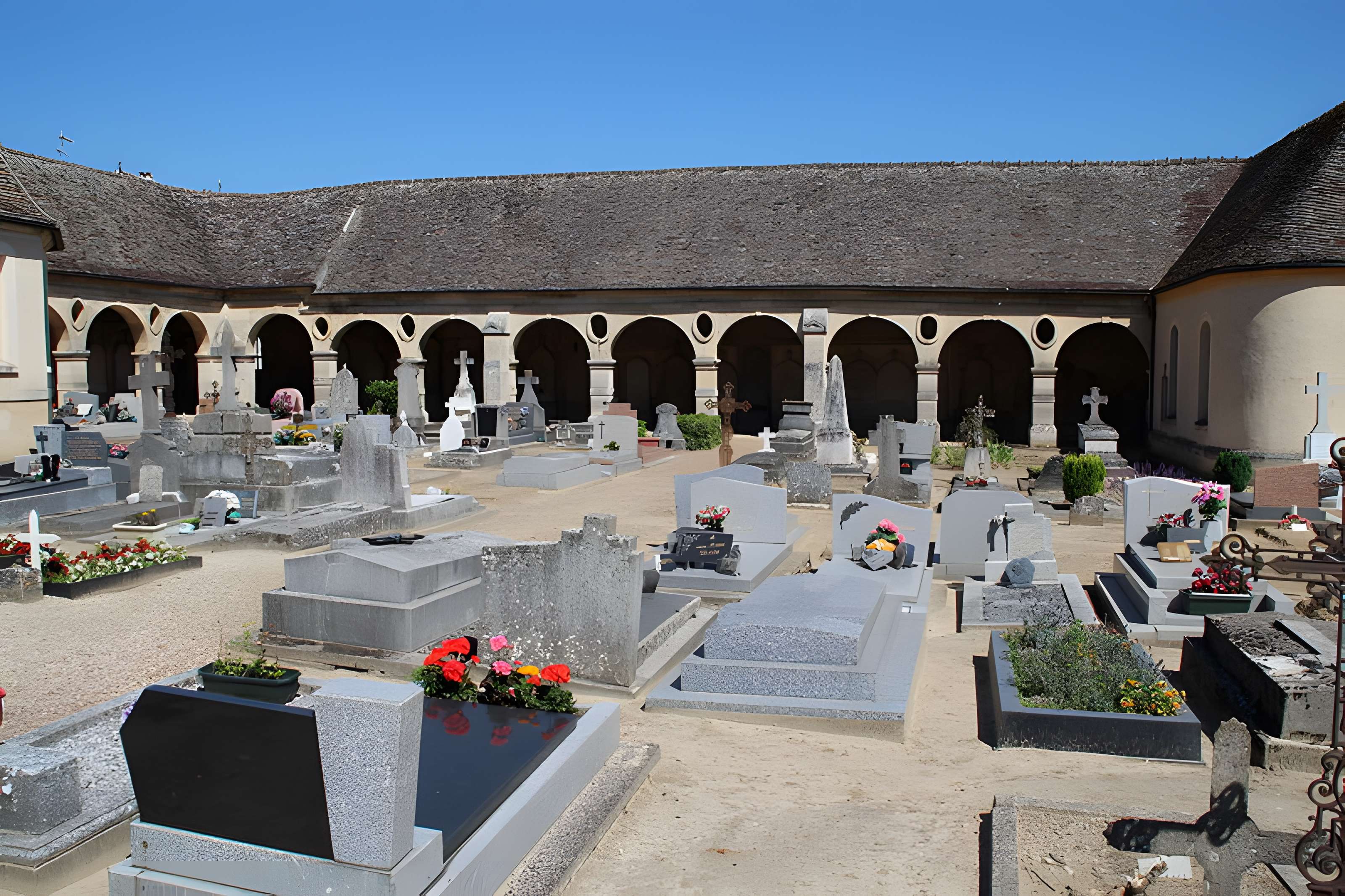 Cimetière de Montfort-l'Amaury