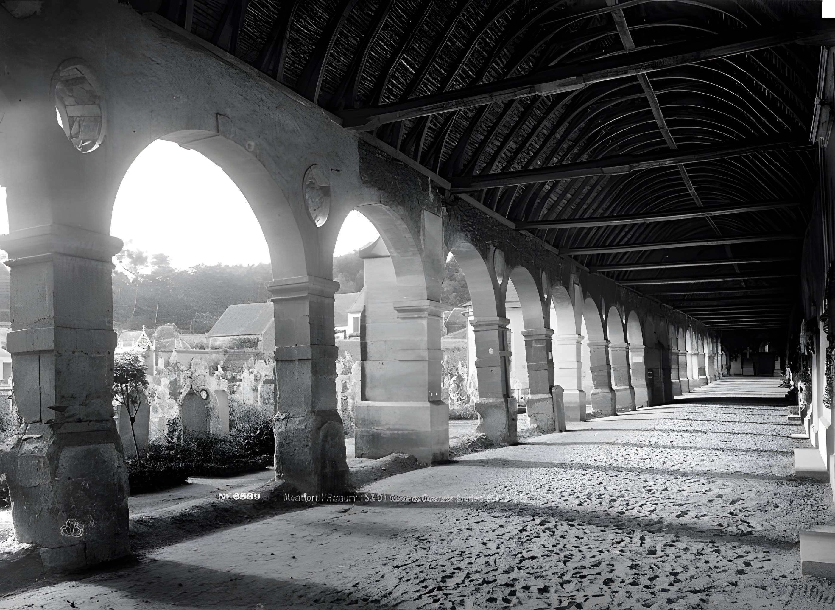 Cimetière de Montfort-l'Amaury
