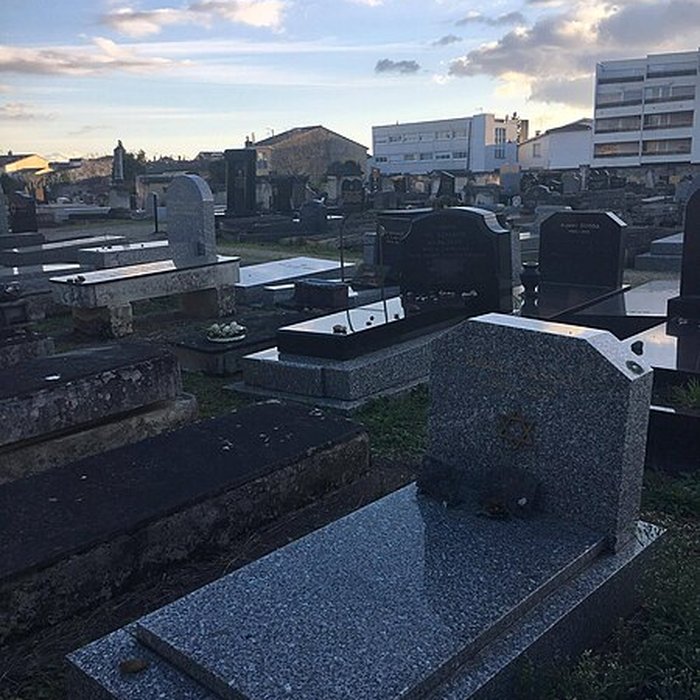 Photo de Cimetière des Juifs portugais, Cours de lYser à Bordeaux