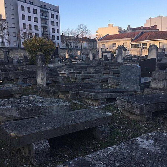 Photo de Cimetière des Juifs portugais, Cours de lYser à Bordeaux