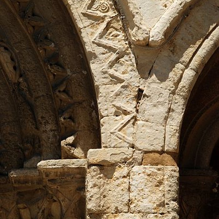 Photo de Église Notre-Dame-de-Nazareth de Valréas