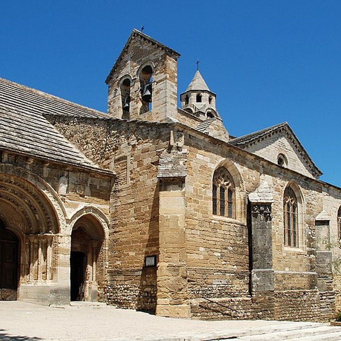 Photo de Église Notre-Dame-de-Nazareth de Valréas