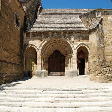 Église Notre-Dame-de-Nazareth de Valréas