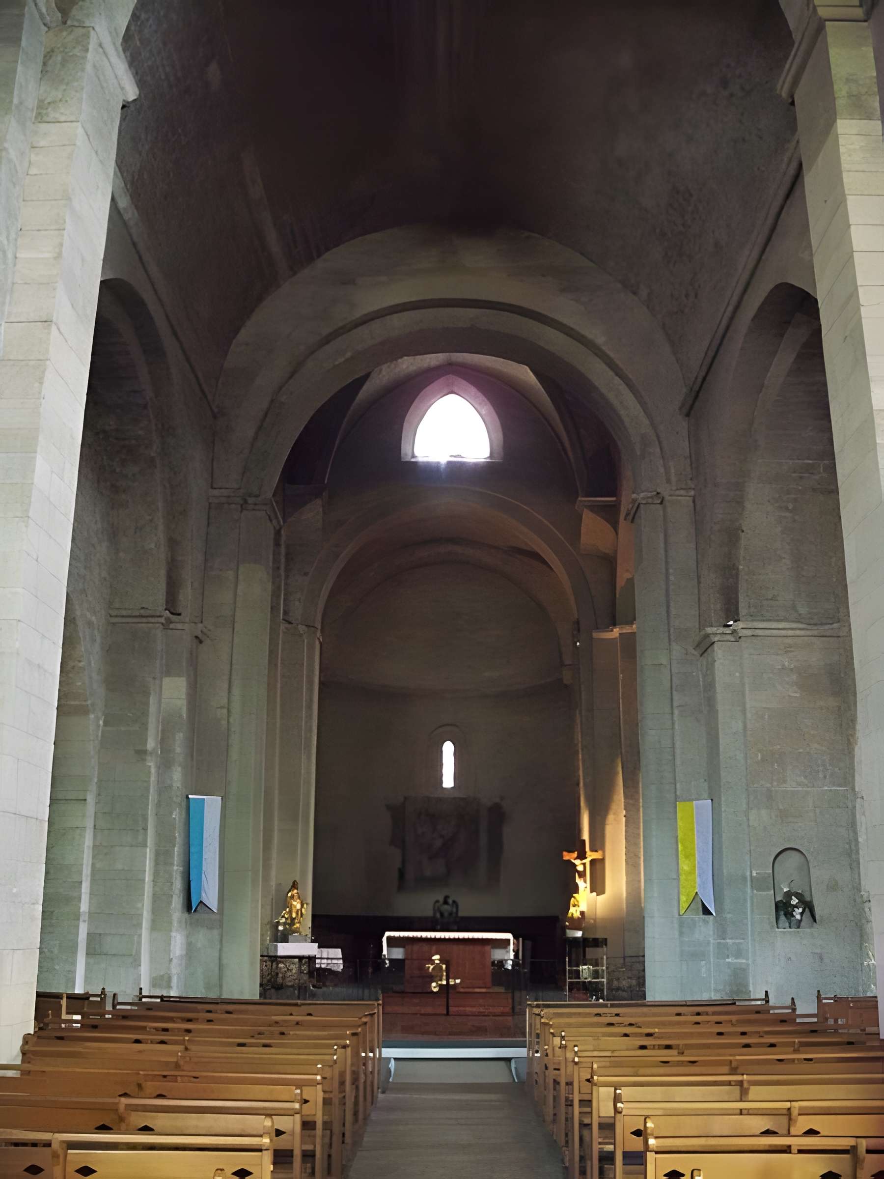 Église Notre-Dame-de-Nazareth de Valréas