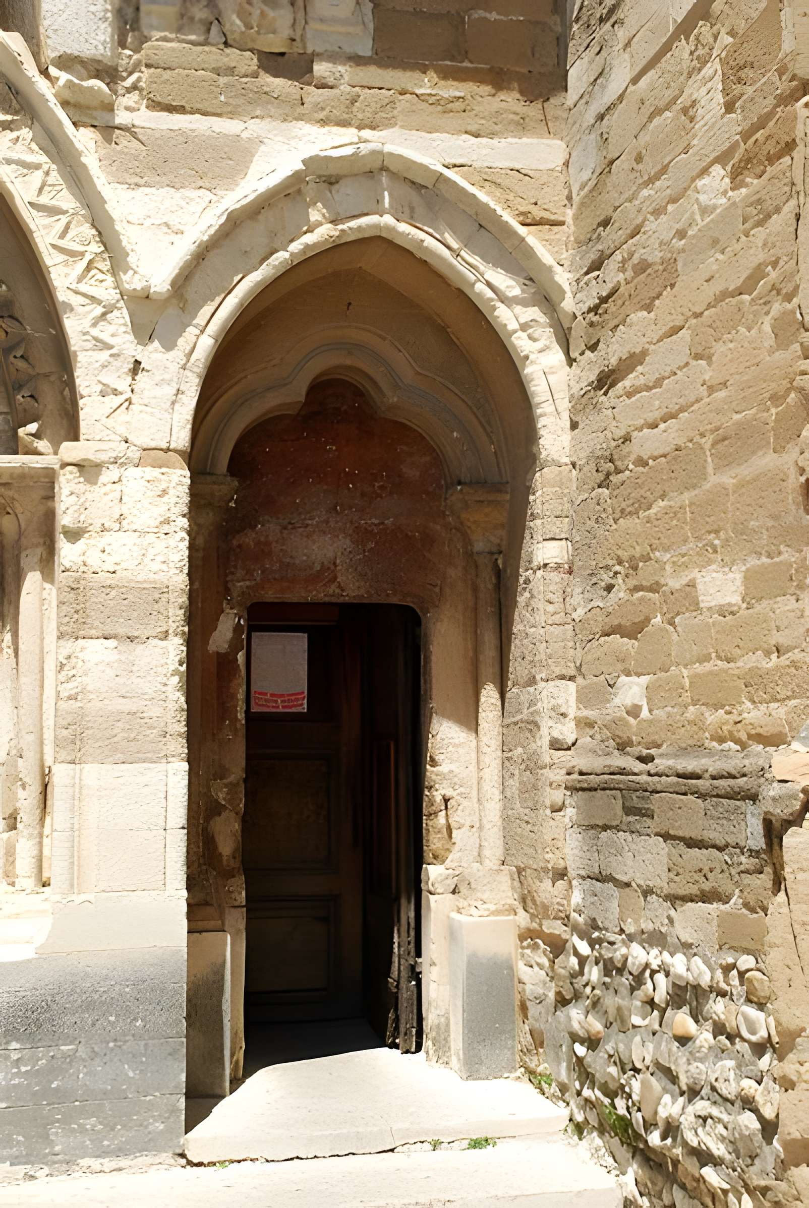 Église Notre-Dame-de-Nazareth de Valréas