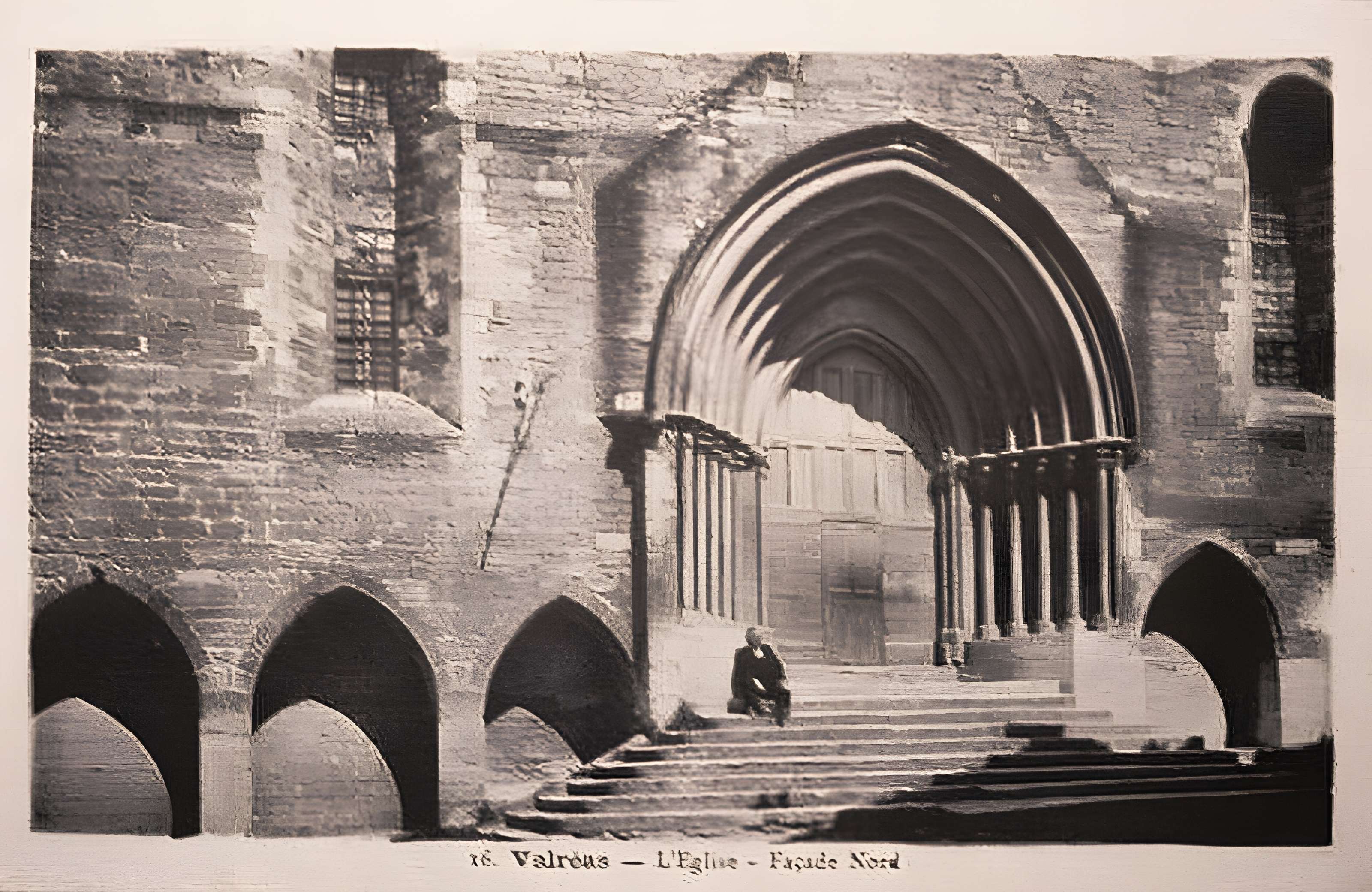 Église Notre-Dame-de-Nazareth de Valréas