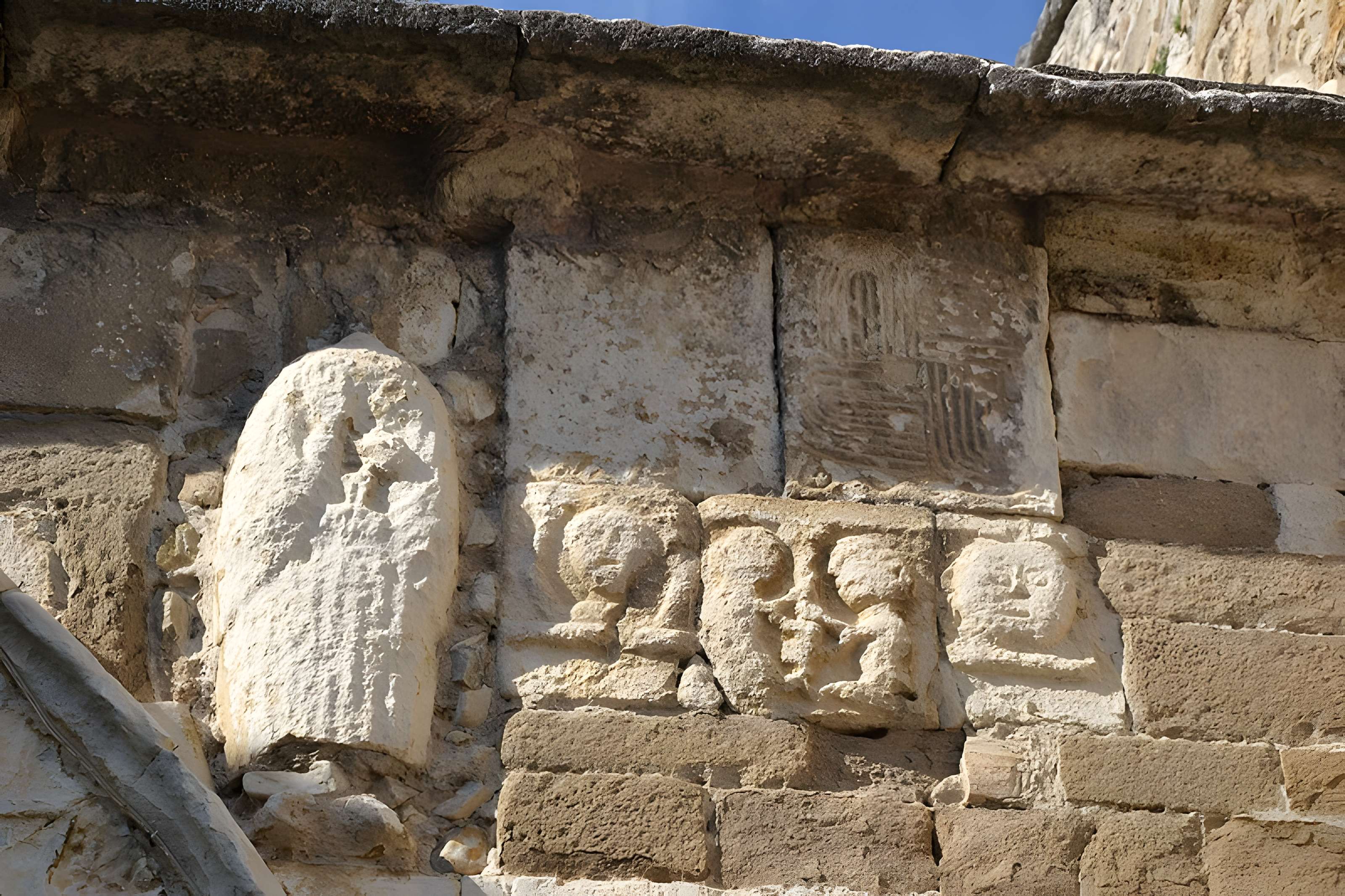 Église Notre-Dame-de-Nazareth de Valréas