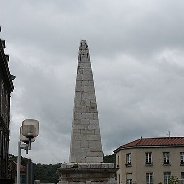 Cirque romain et La Pyramide de Vienne