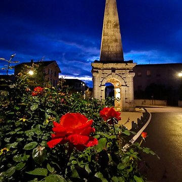 Cirque romain et La Pyramide de Vienne