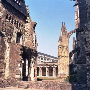 Cloître de la Psalette à Tours