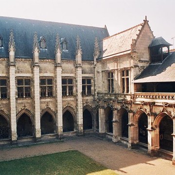 Cloître de la Psalette à Tours