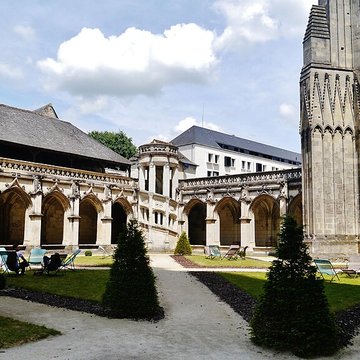 Cloître de la Psalette à Tours