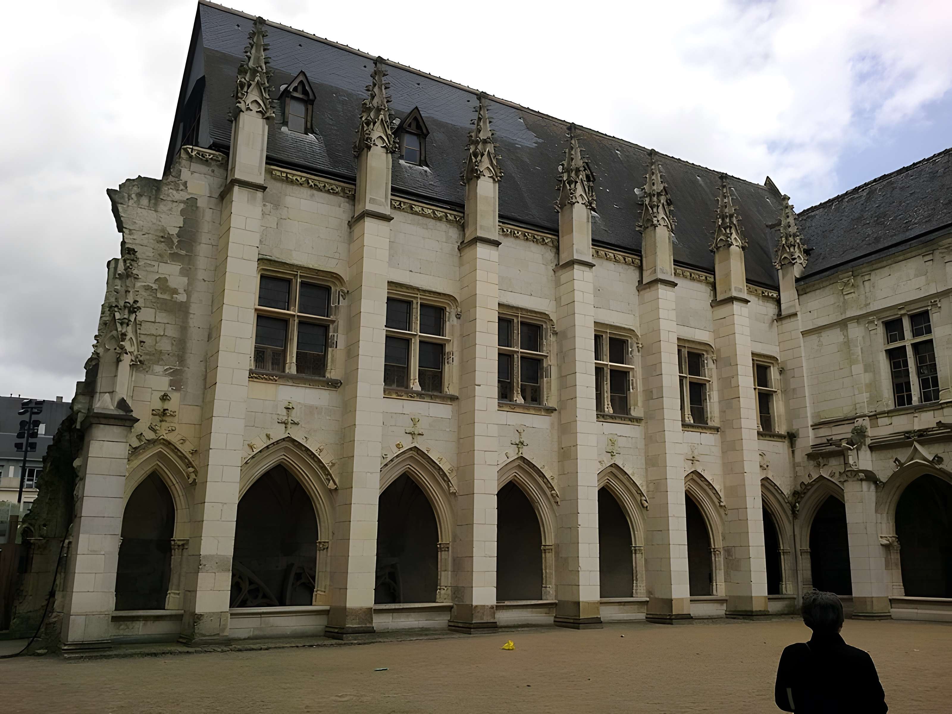 Cloître de la Psalette à Tours