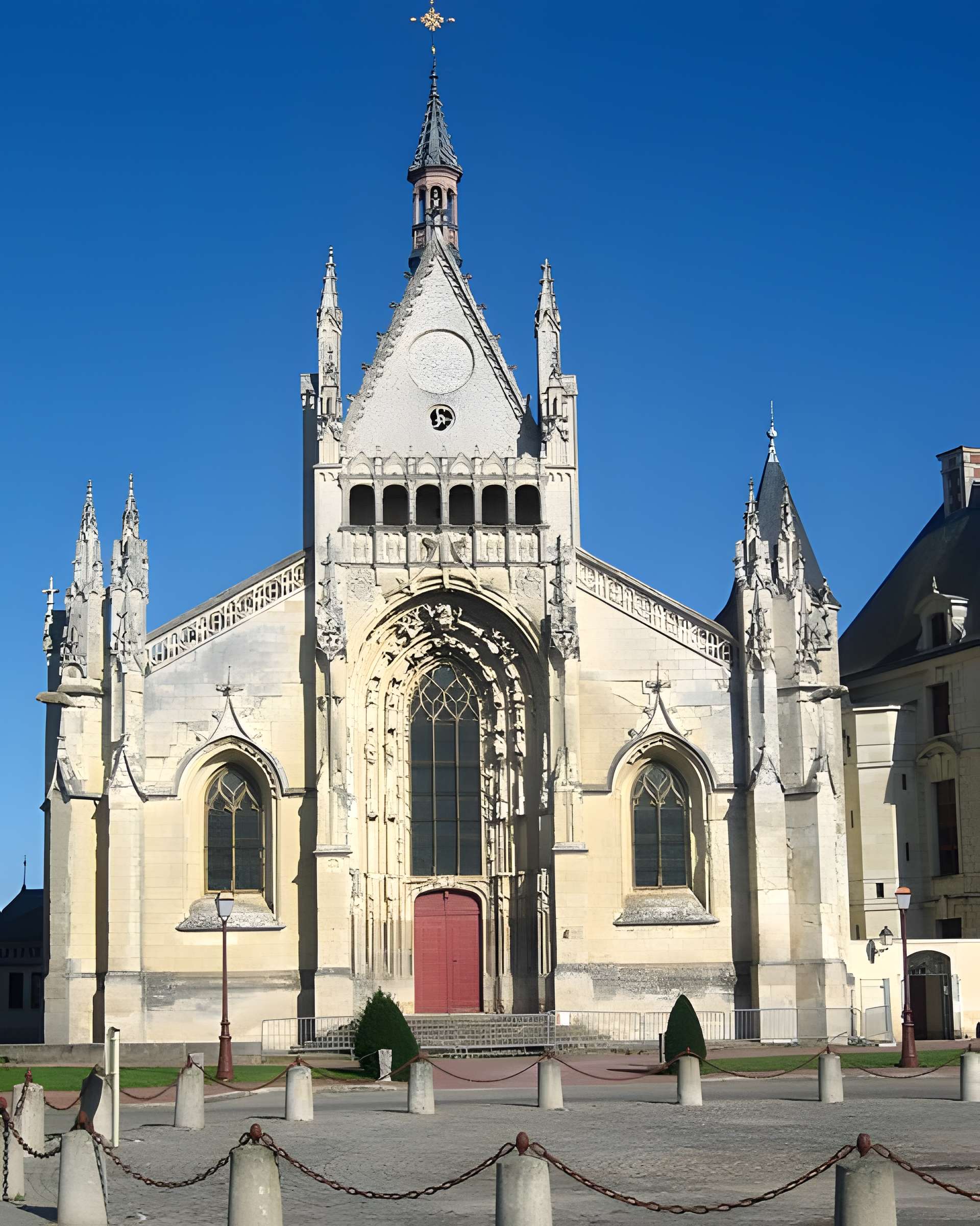 Collégiale Notre-Dame du château à Thouars 