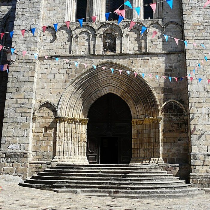 Photo de Collégiale Saint-Yrieix de Saint-Yrieix-la-Perche