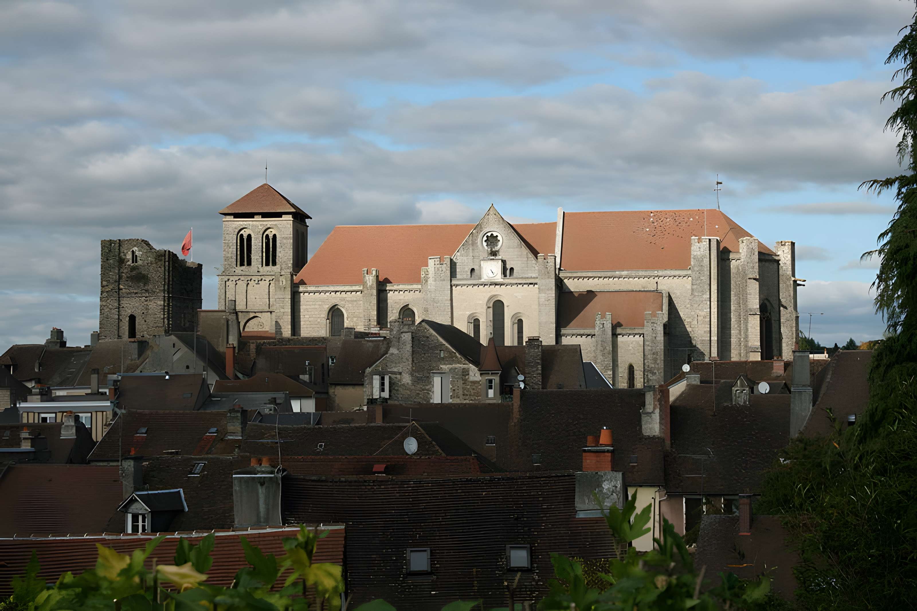 Collégiale Saint-Yrieix de Saint-Yrieix-la-Perche