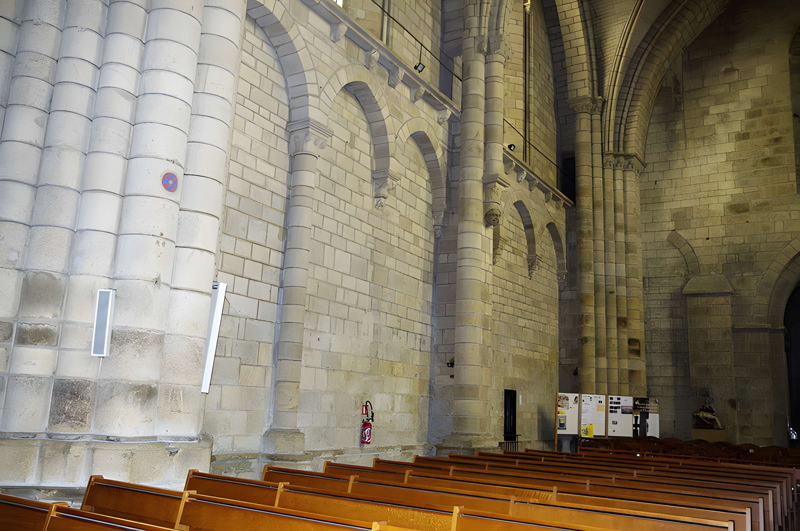 Collégiale Saint-Yrieix de Saint-Yrieix-la-Perche