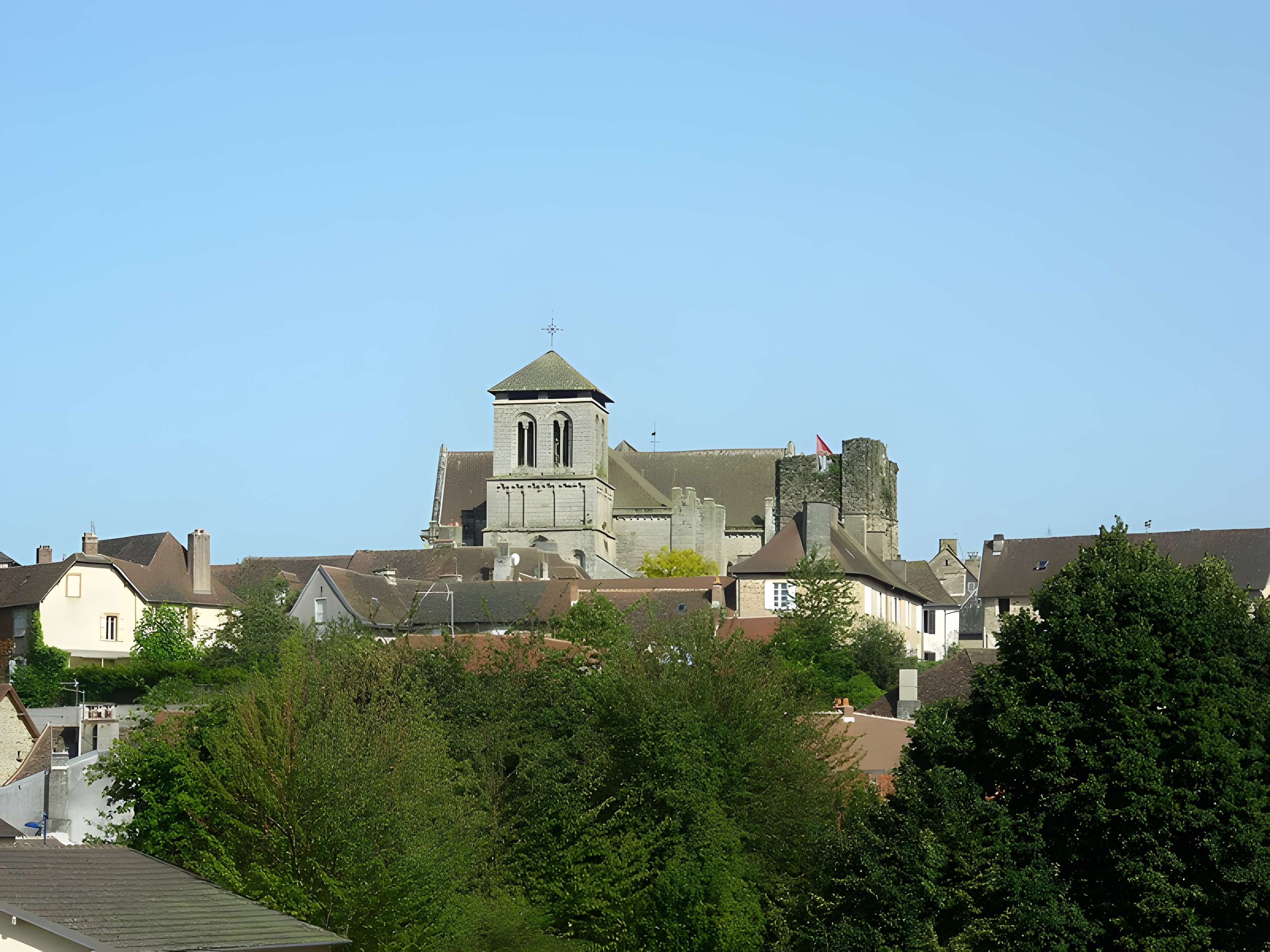 Collégiale Saint-Yrieix de Saint-Yrieix-la-Perche