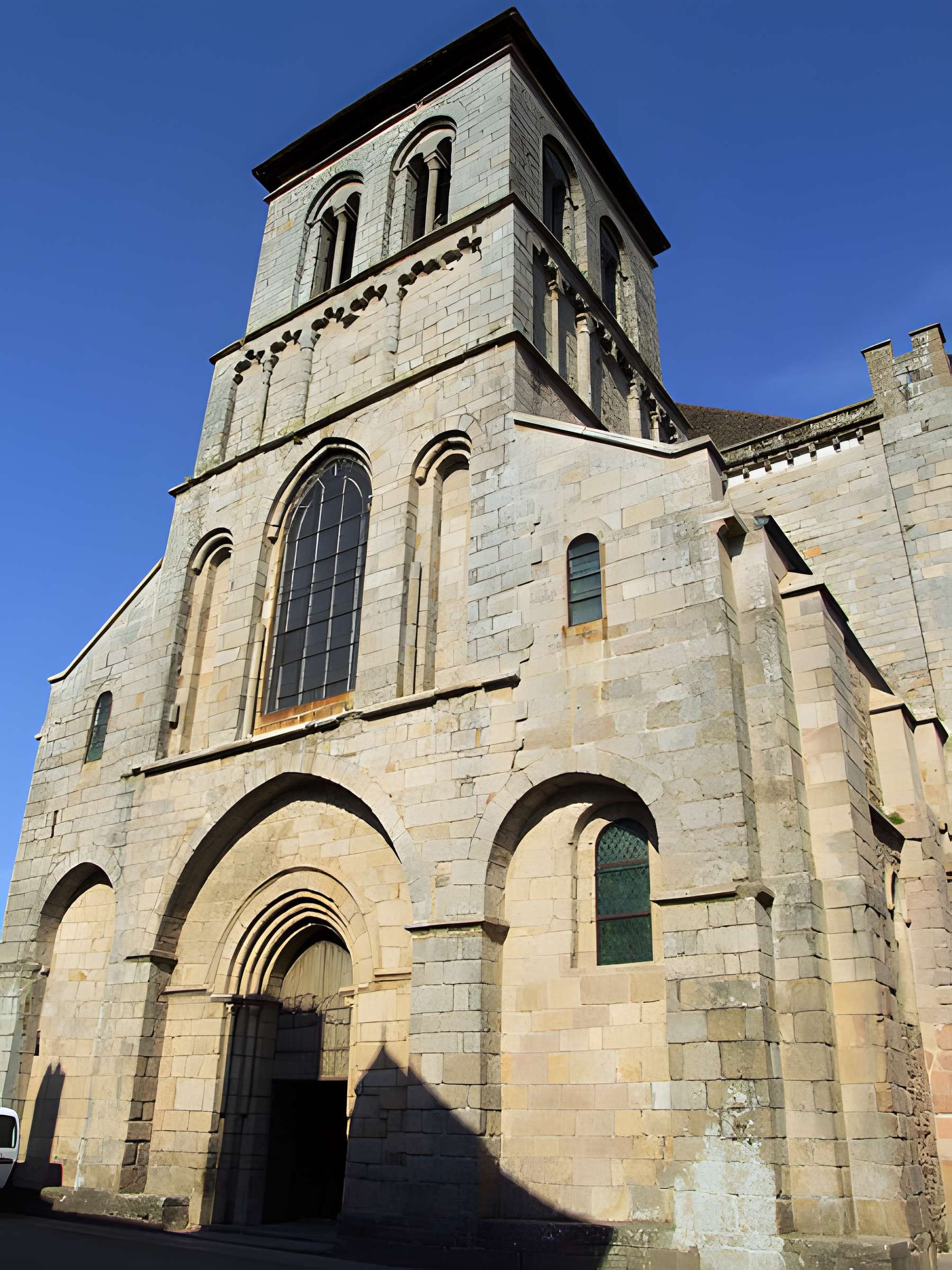 Collégiale Saint-Yrieix de Saint-Yrieix-la-Perche