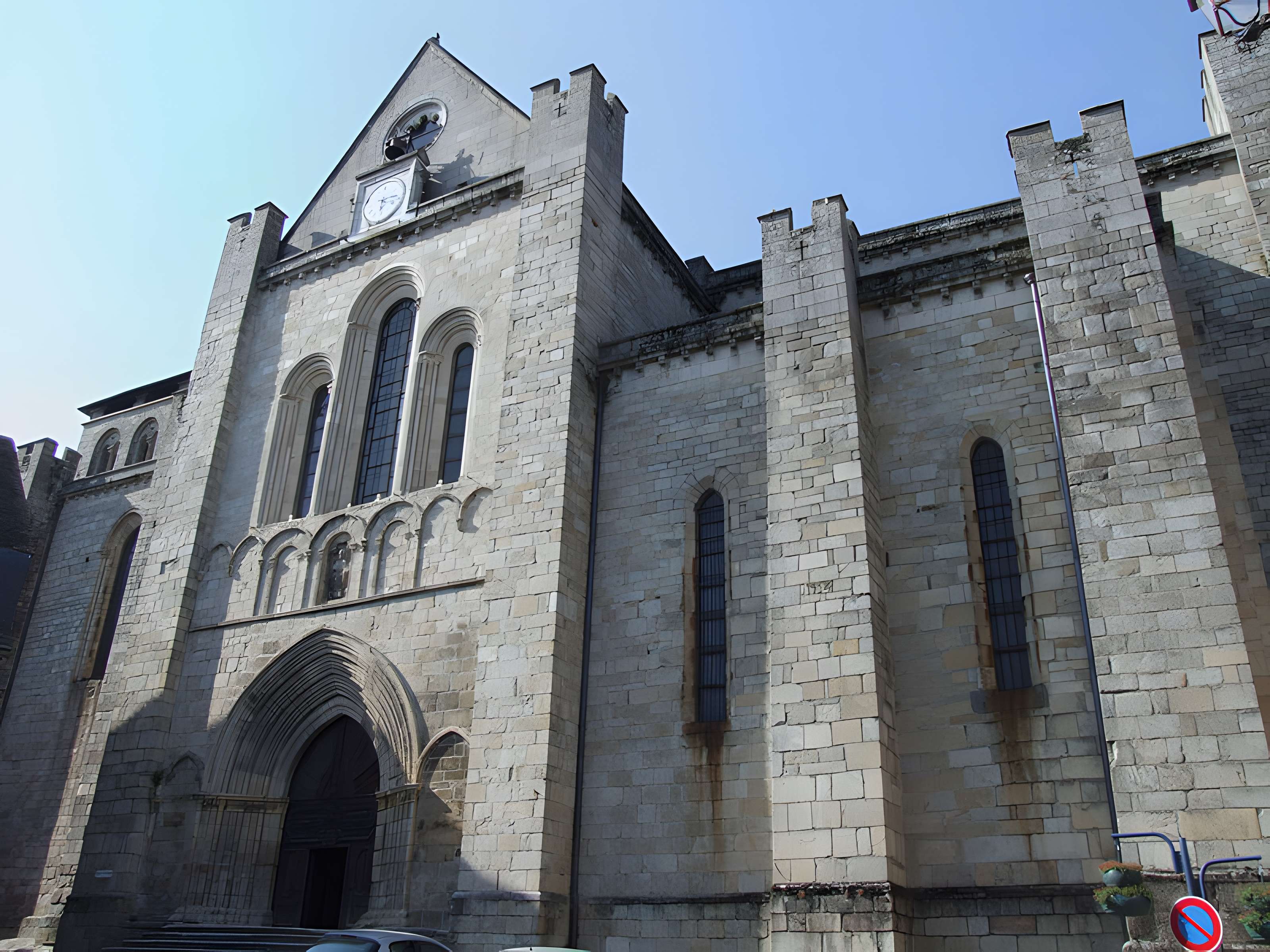 Collégiale Saint-Yrieix de Saint-Yrieix-la-Perche